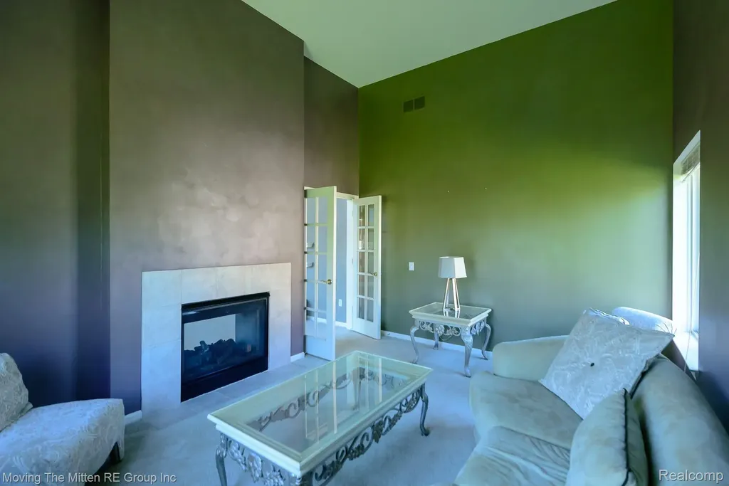 42996 Pond Bluff Drive Van Buren Charter Township MI 48111