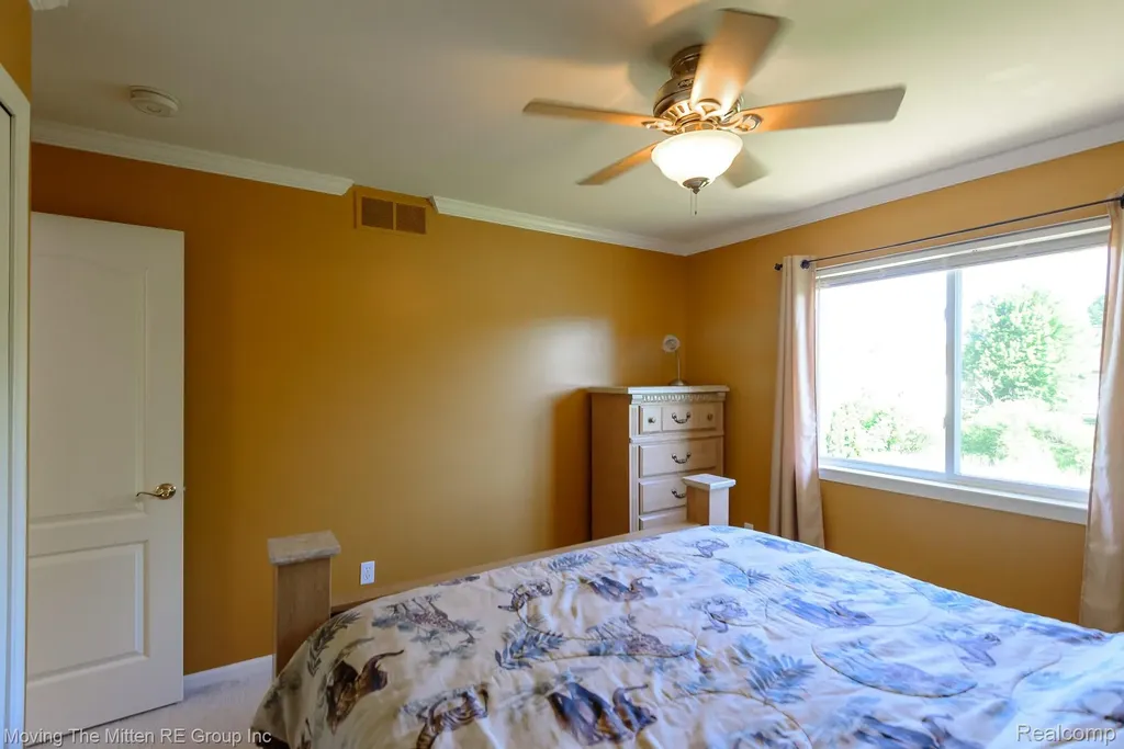 42996 Pond Bluff Drive Van Buren Charter Township MI 48111