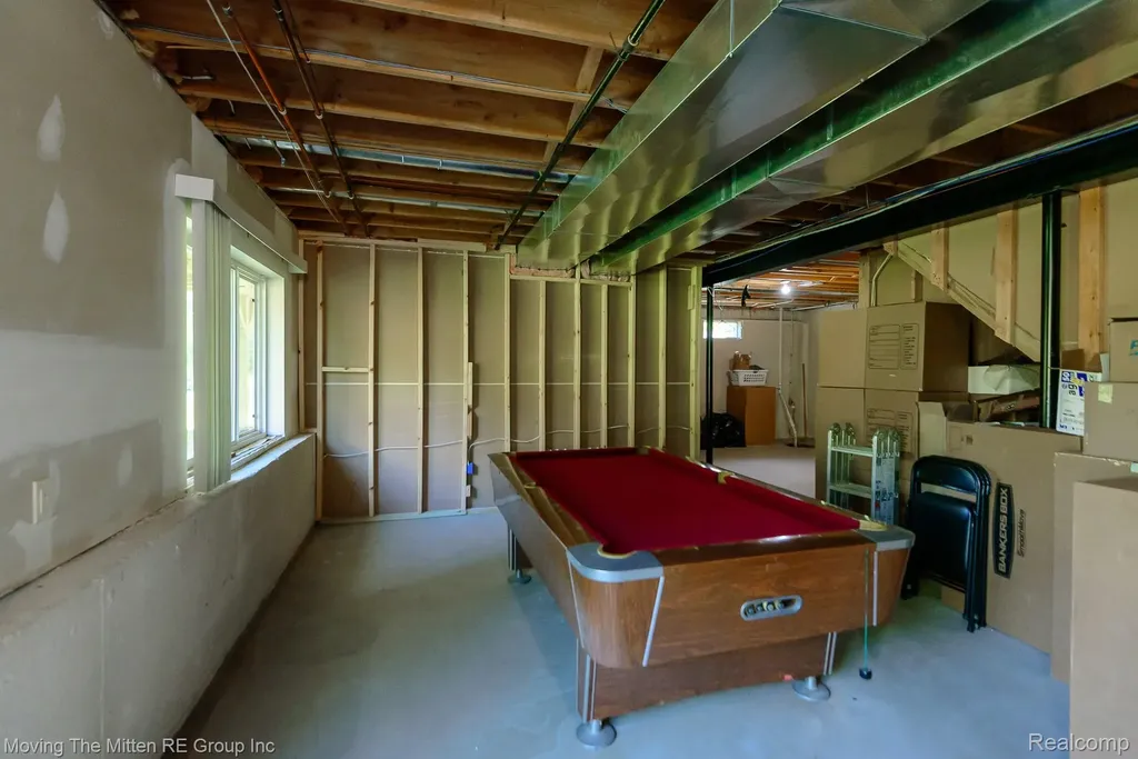 42996 Pond Bluff Drive Van Buren Charter Township MI 48111