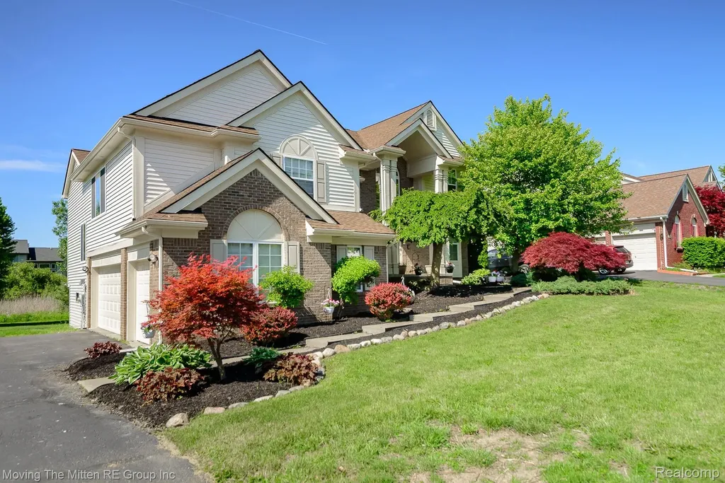 42996 Pond Bluff Drive Van Buren Charter Township MI 48111