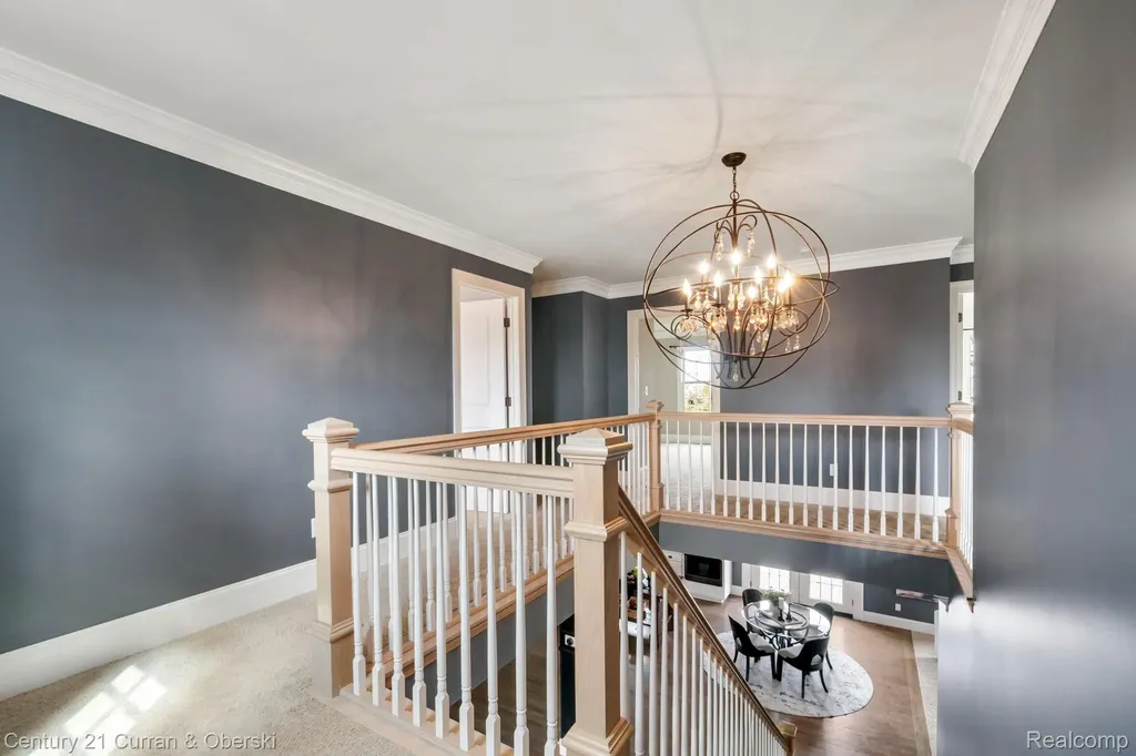 20806 Deerfield Farmington Hills City MI 48335