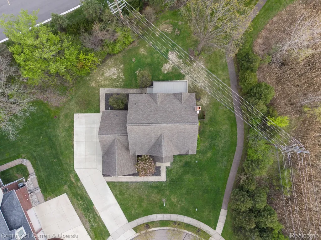 20806 Deerfield Farmington Hills City MI 48335