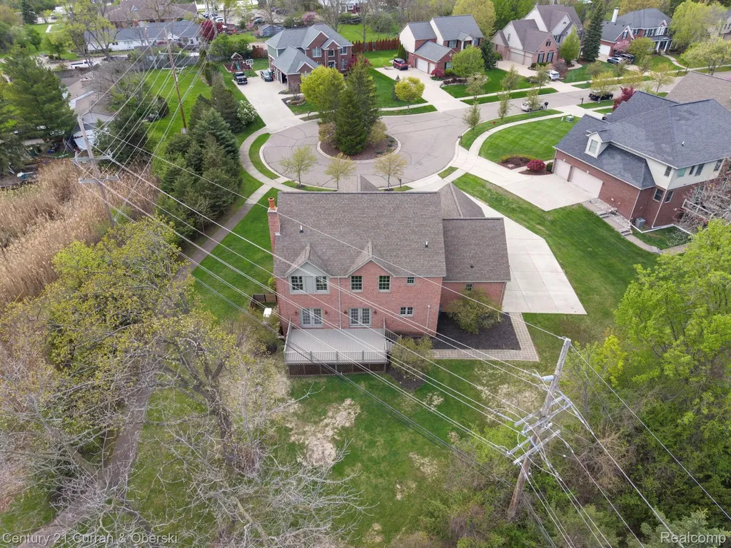 20806 Deerfield Farmington Hills City MI 48335