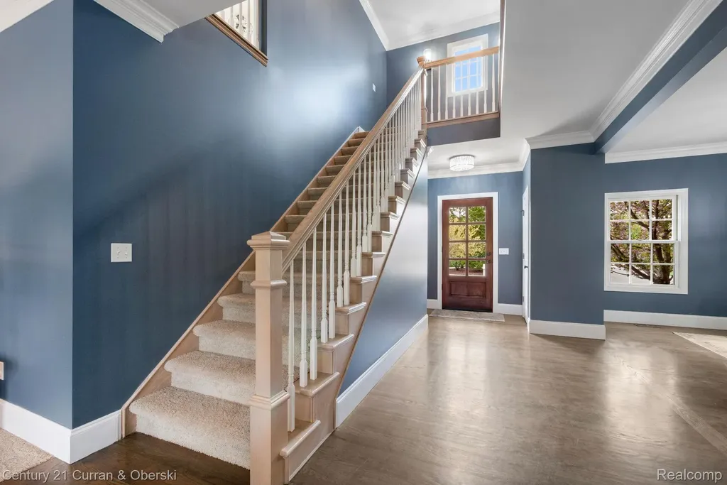 20806 Deerfield Farmington Hills City MI 48335