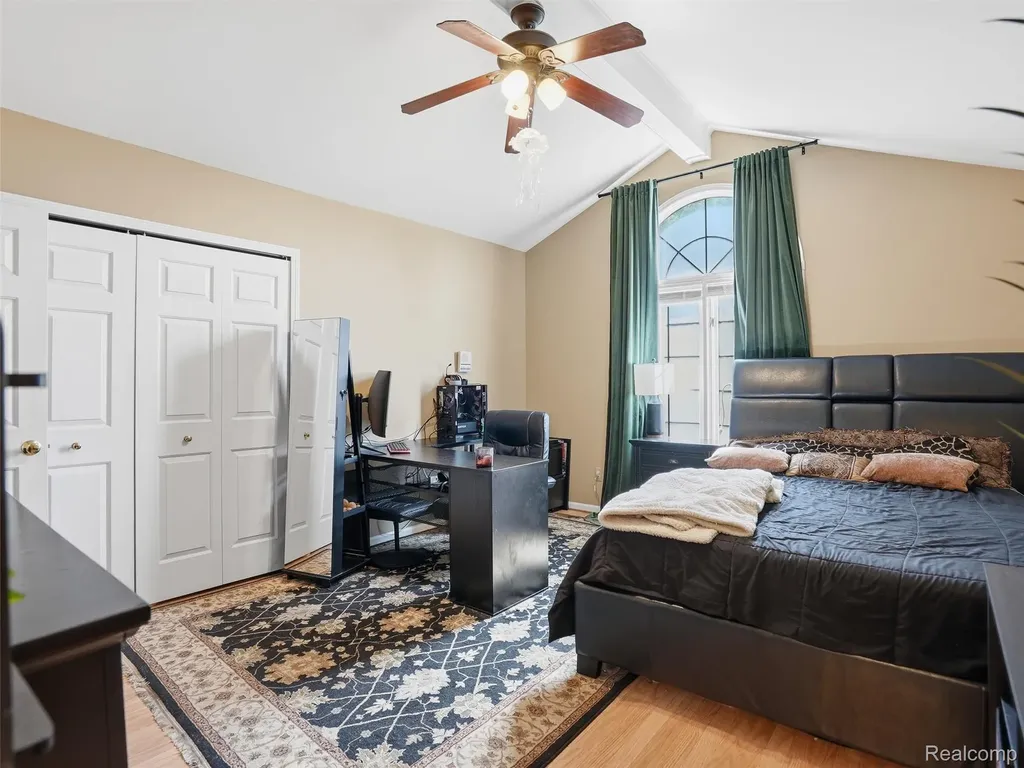 52088 Southview Ridge Macomb Township MI 48042