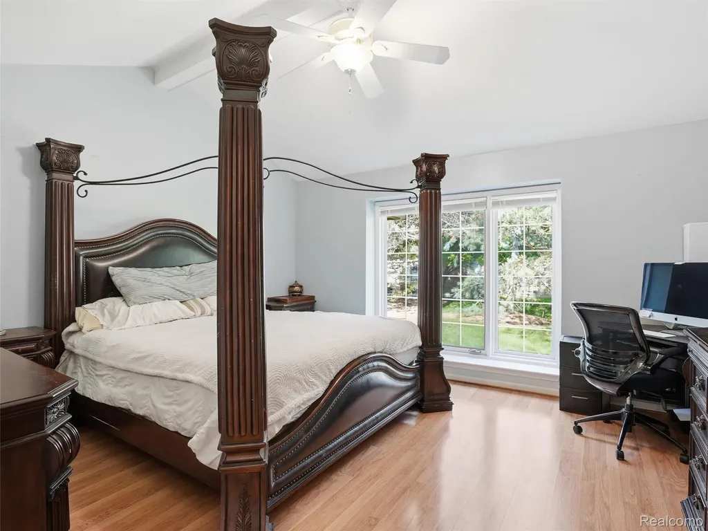 52088 Southview Ridge Macomb Township MI 48042