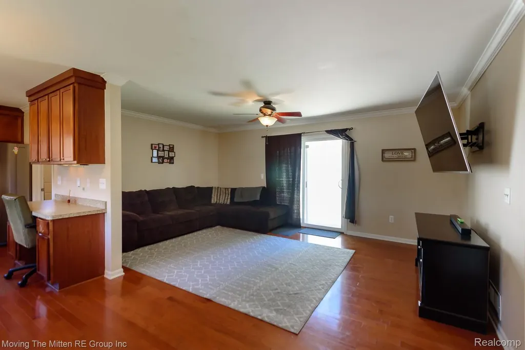 35748 Rolf Street Westland City MI 48186