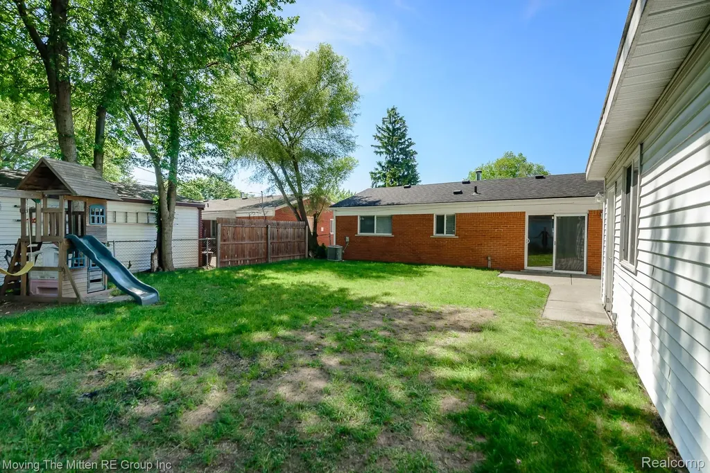 35748 Rolf Street Westland City MI 48186