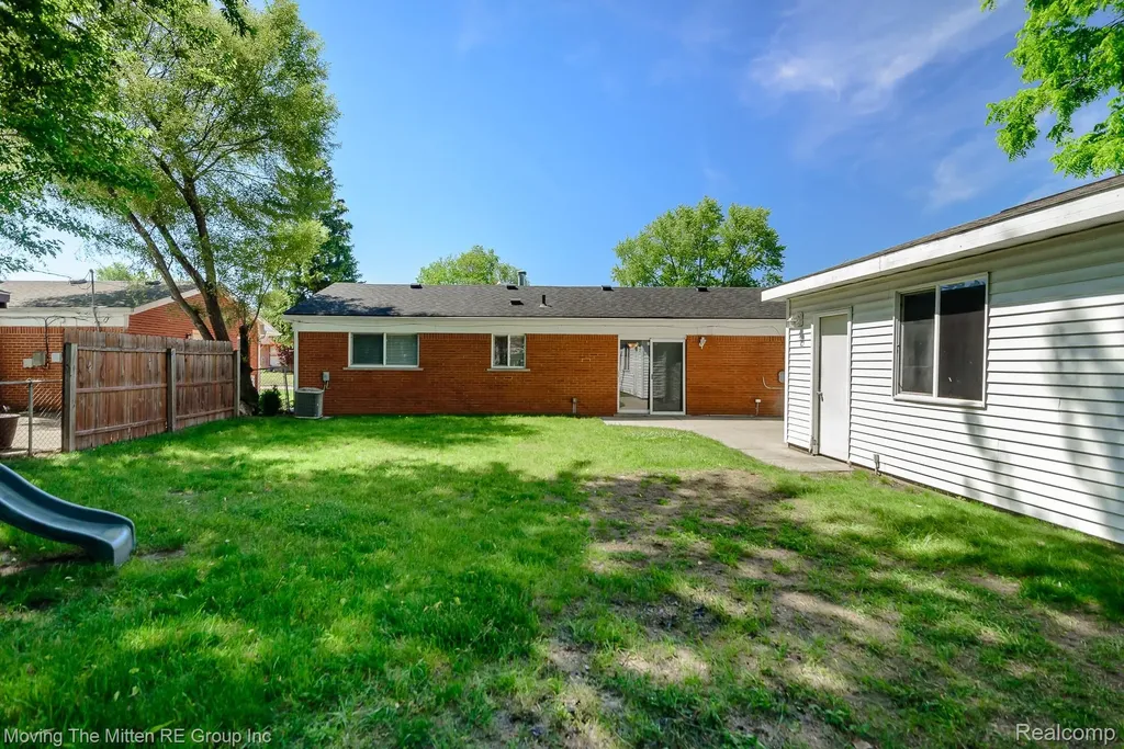 35748 Rolf Street Westland City MI 48186
