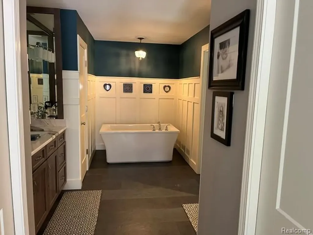 4514 Ravenwood Drive Grand Blanc Charter Township MI 48439