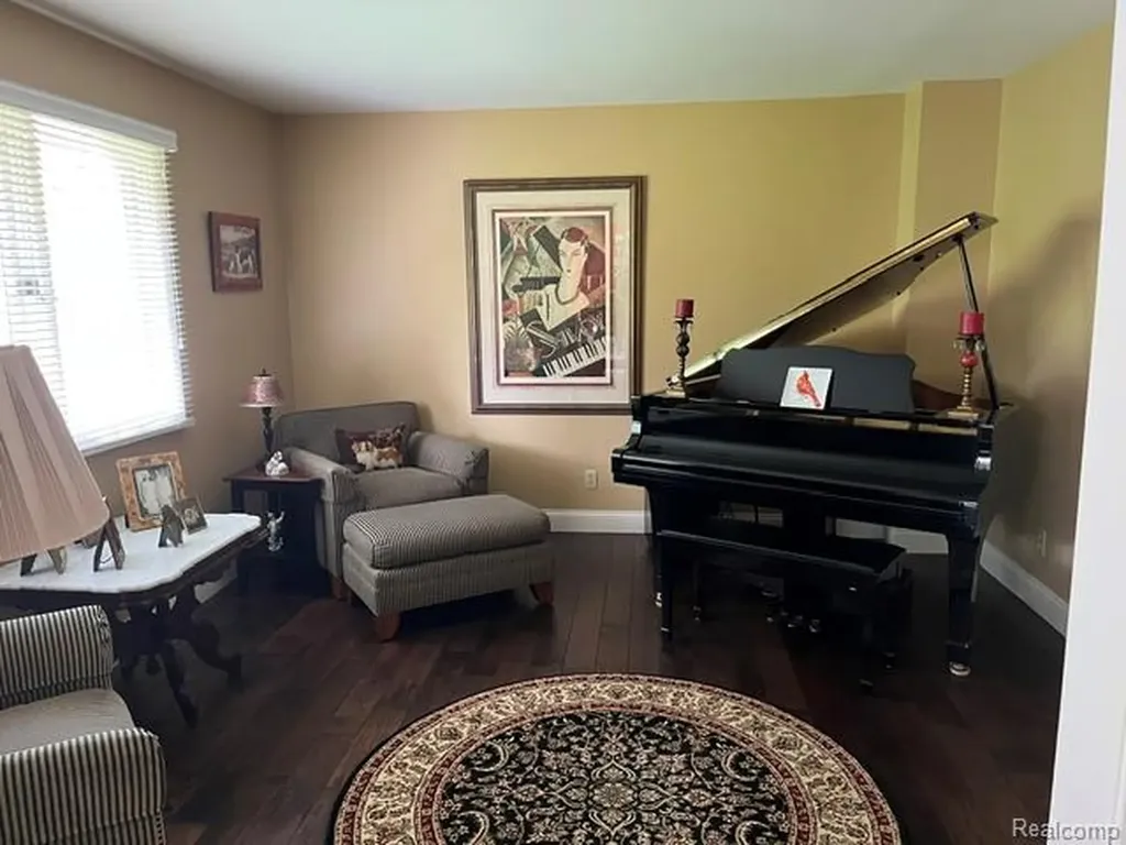 4514 Ravenwood Drive Grand Blanc Charter Township MI 48439