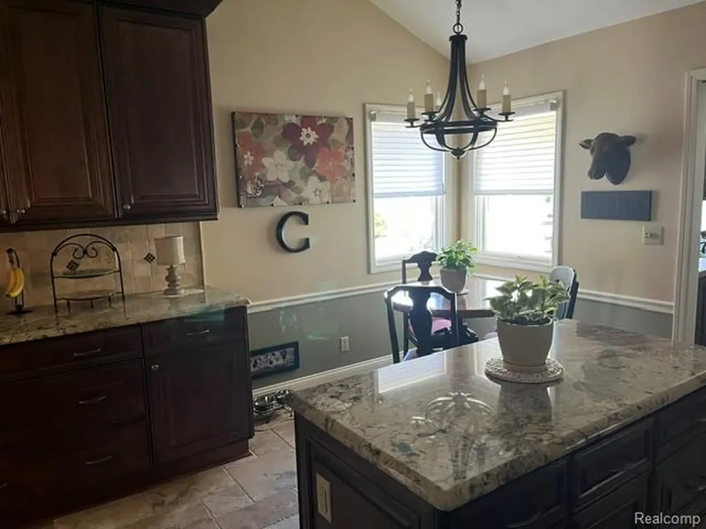 4514 Ravenwood Drive Grand Blanc Charter Township MI 48439