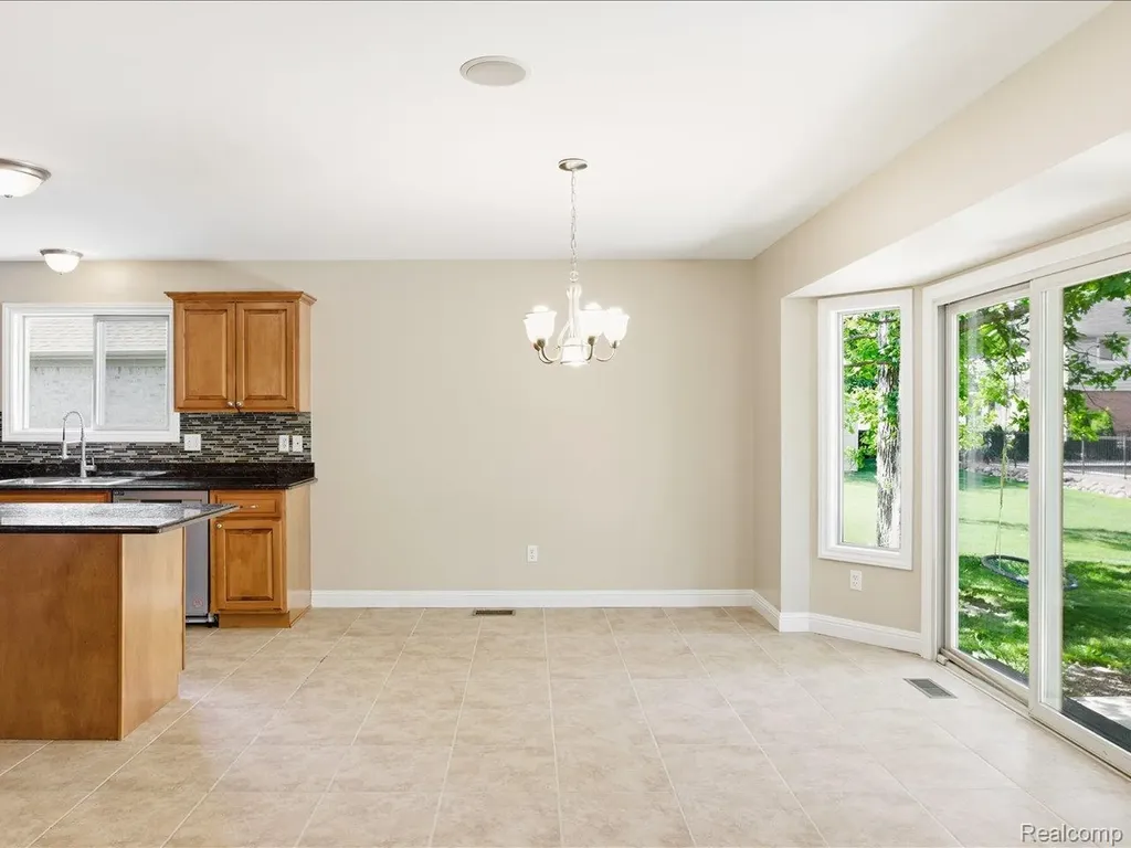 3422 Woodfield Boulevard China Township MI 48054