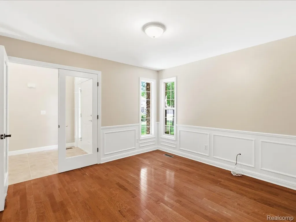3422 Woodfield Boulevard China Township MI 48054