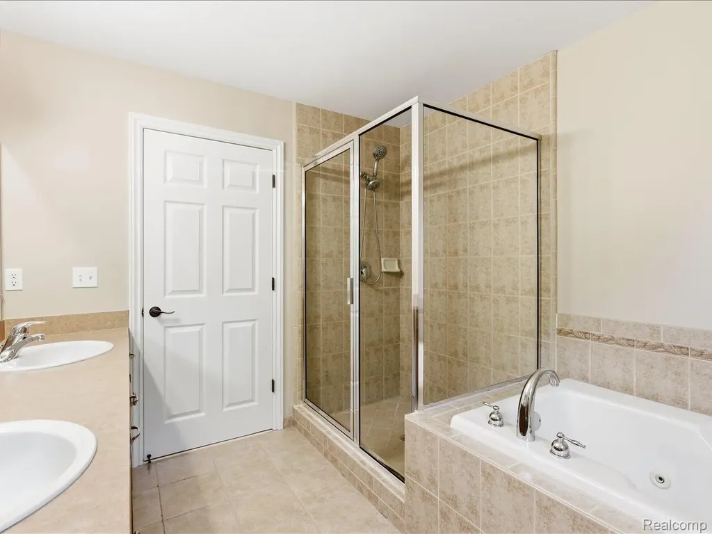 3422 Woodfield Boulevard China Township MI 48054