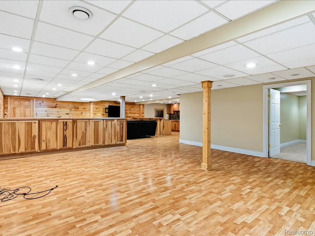 3422 Woodfield Boulevard China Township MI 48054