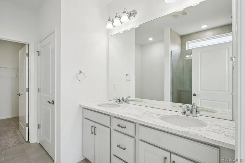 49877 Kent Court Canton Charter Township MI 48188