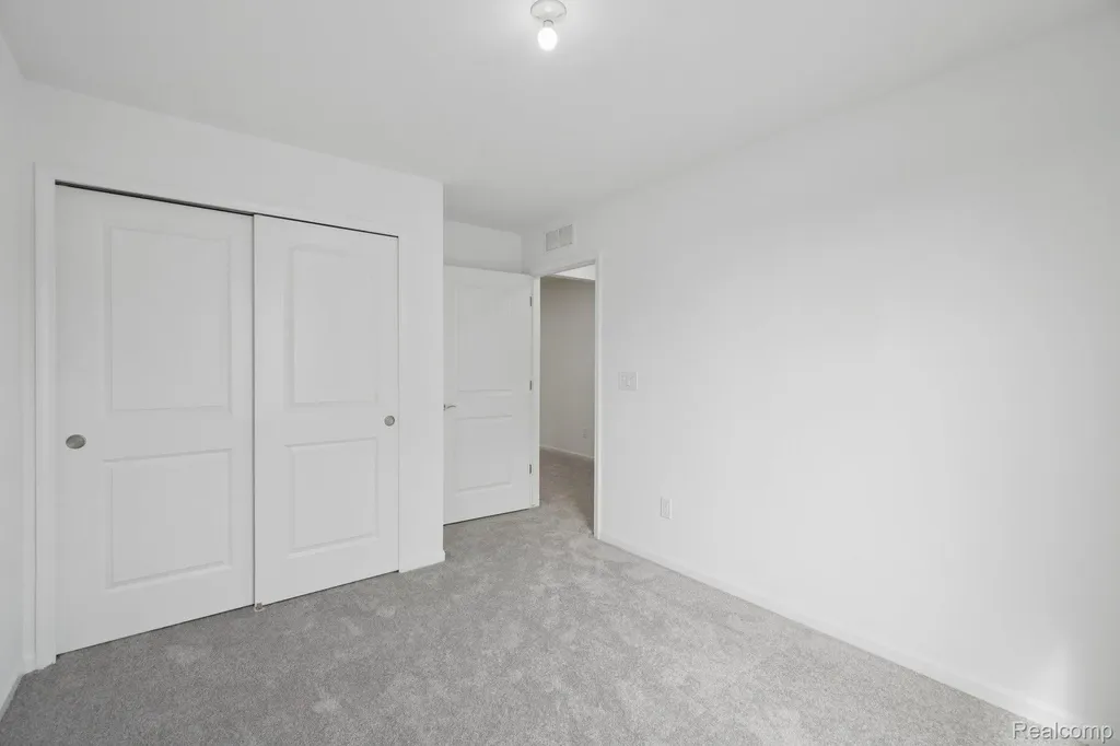 49877 Kent Court Canton Charter Township MI 48188