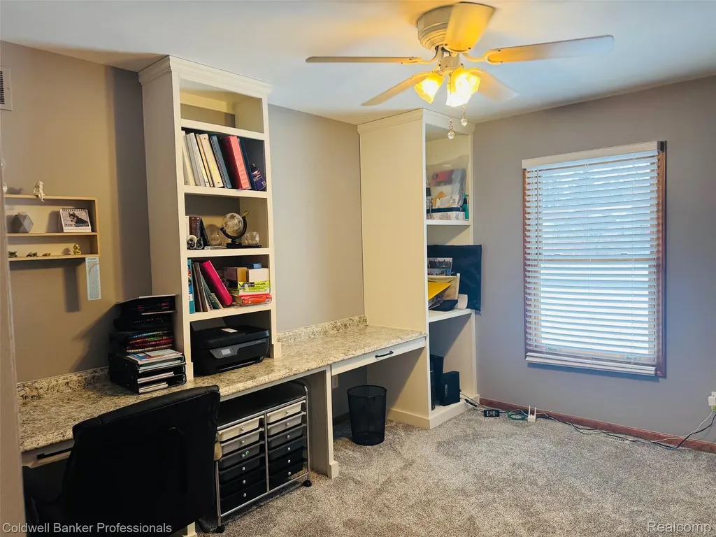 412 Rosette Street Holly Village MI 48442