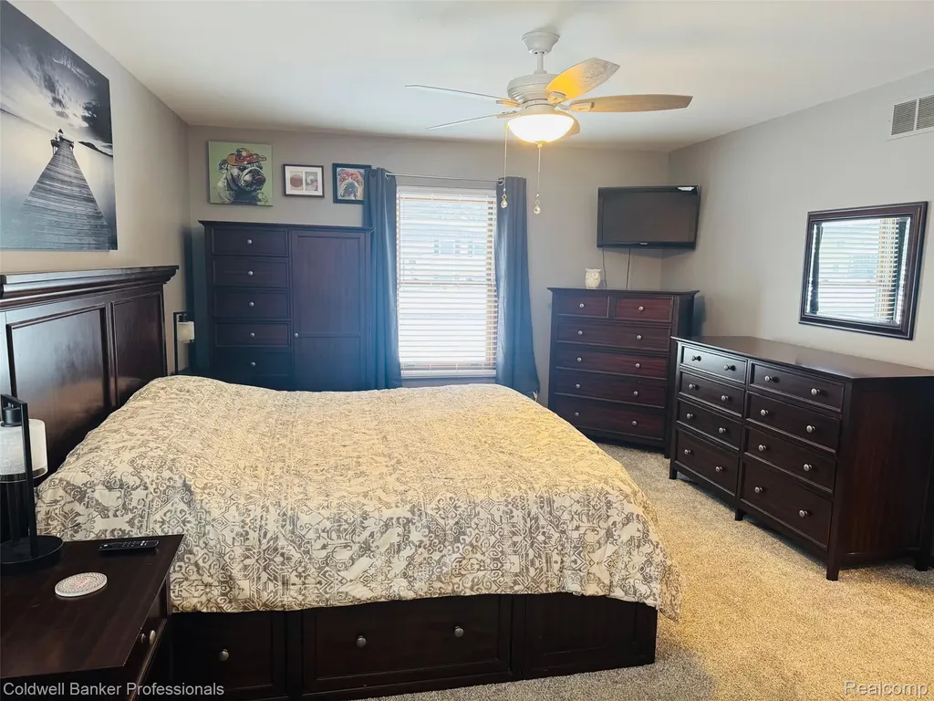412 Rosette Street Holly Village MI 48442