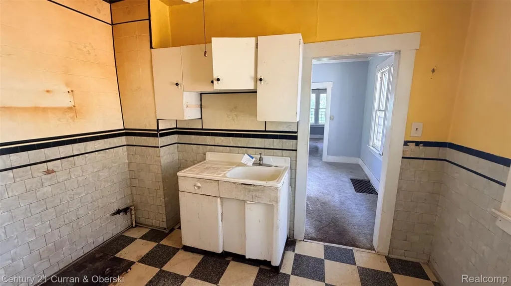 6324 Annland Street Detroit City MI 48204