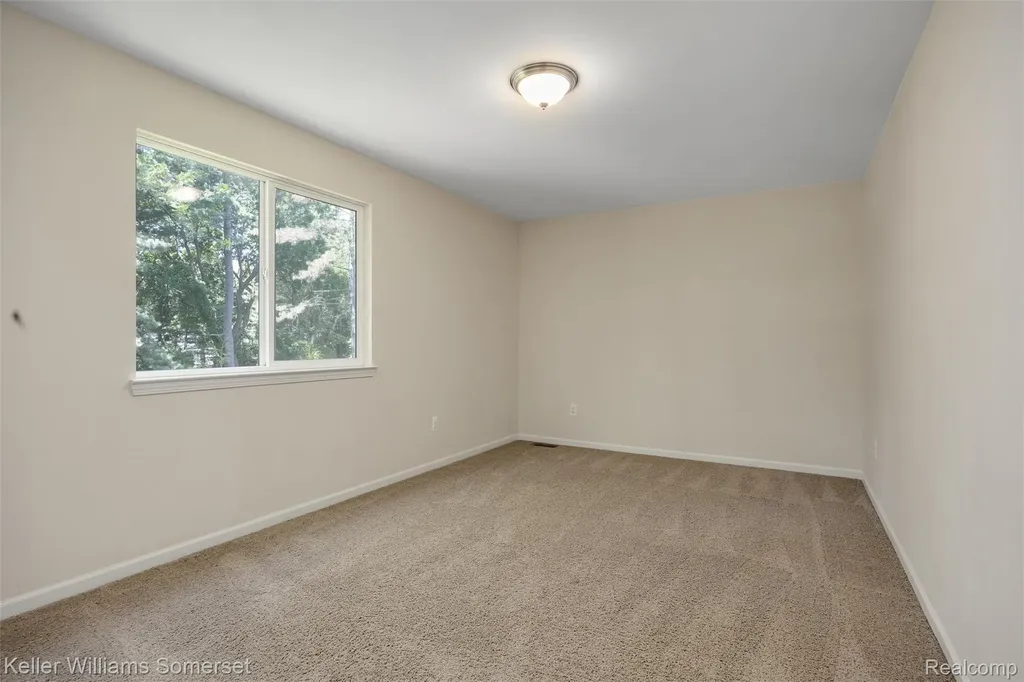 2480 Burleigh Street West Bloomfield Charter Township MI 48324