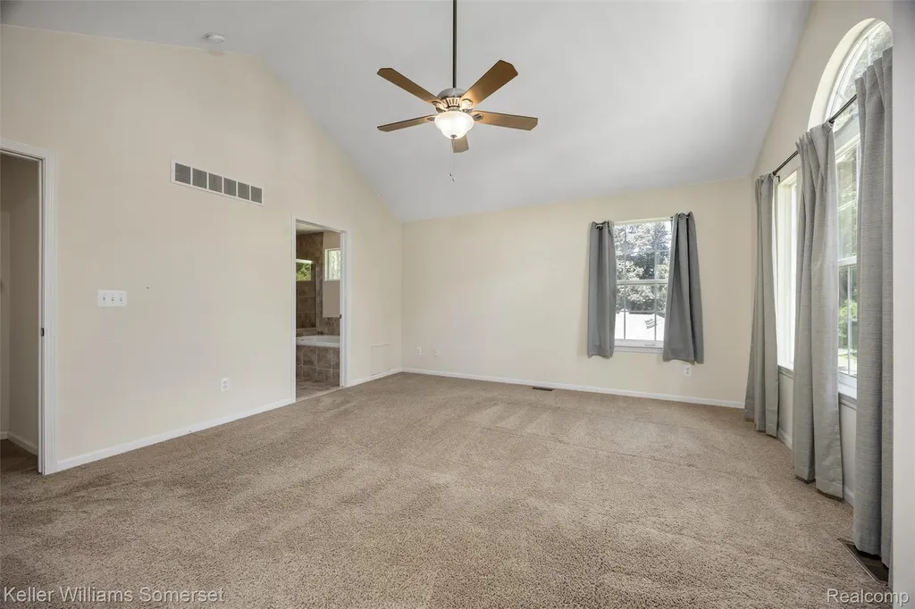 2480 Burleigh Street West Bloomfield Charter Township MI 48324