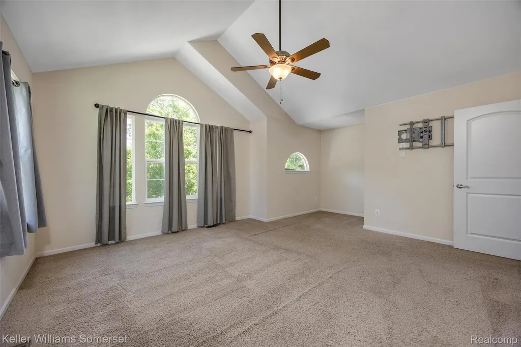 2480 Burleigh Street West Bloomfield Charter Township MI 48324