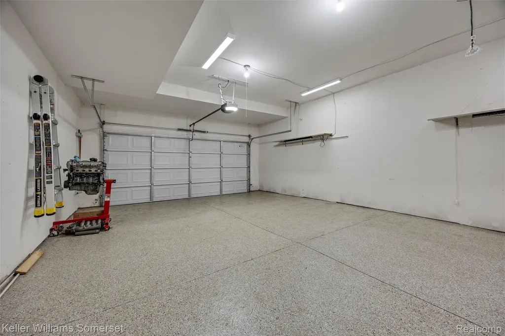 2480 Burleigh Street West Bloomfield Charter Township MI 48324