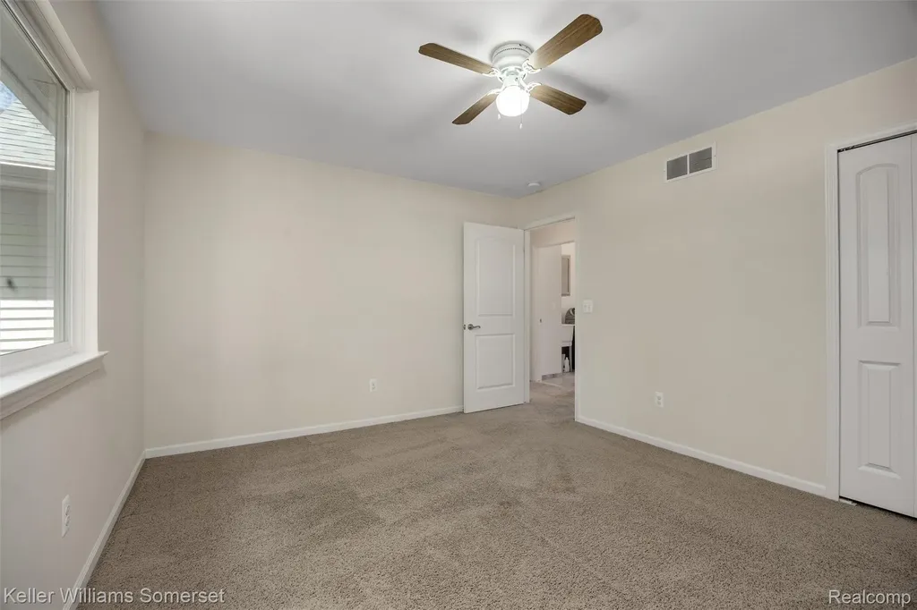 2480 Burleigh Street West Bloomfield Charter Township MI 48324