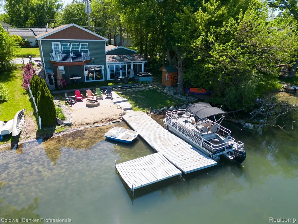 1000 Round Lake Road White Lake Charter Township MI 48386
