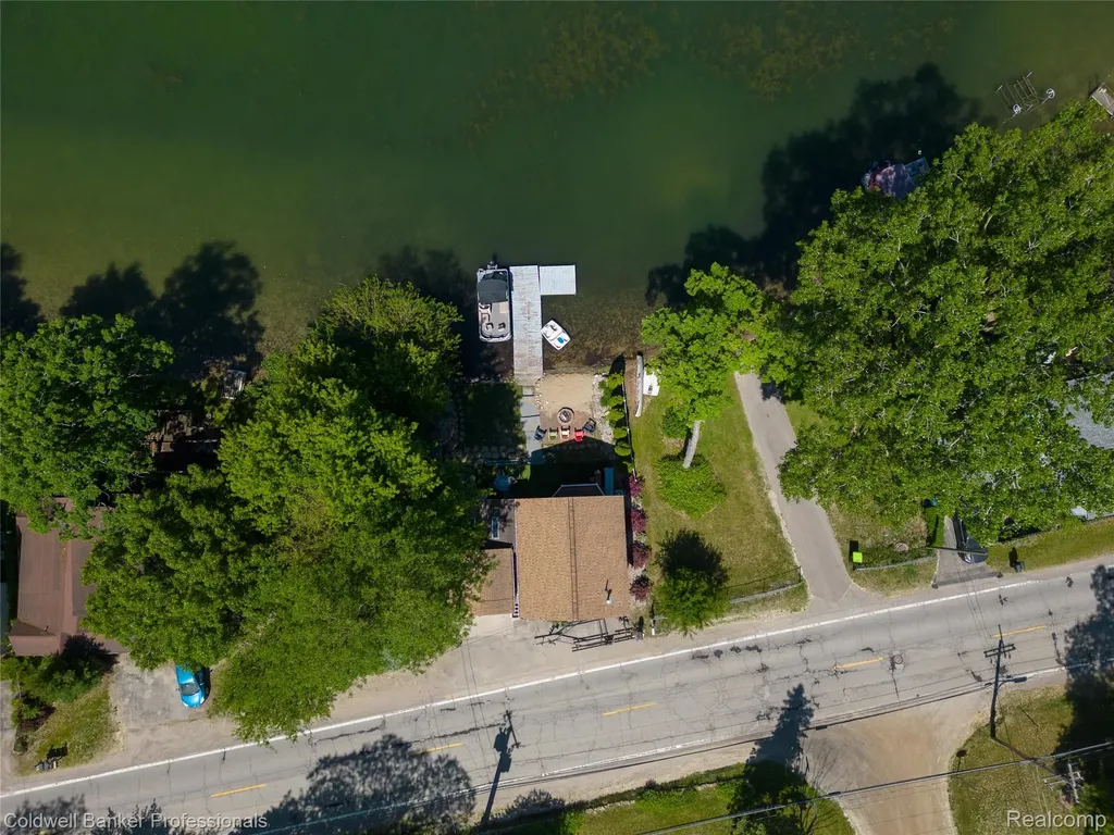 1000 Round Lake Road White Lake Charter Township MI 48386