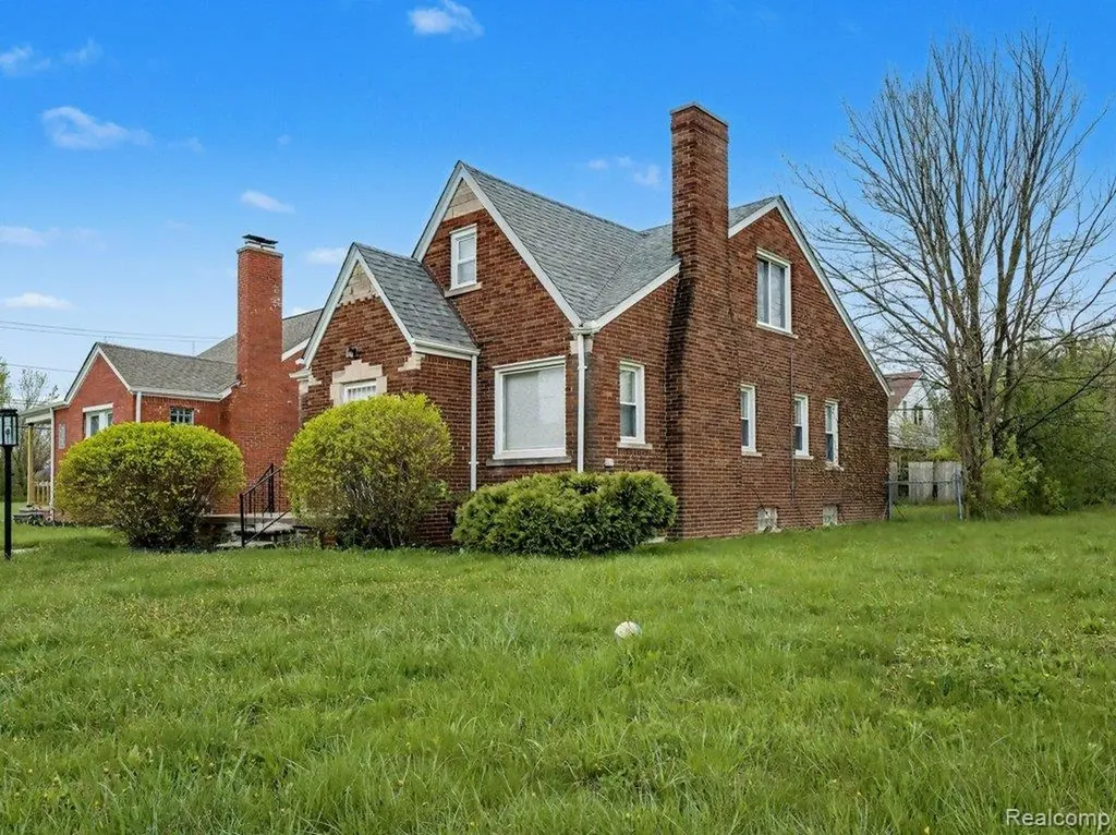 5211 Nottingham Road Detroit City MI 48224