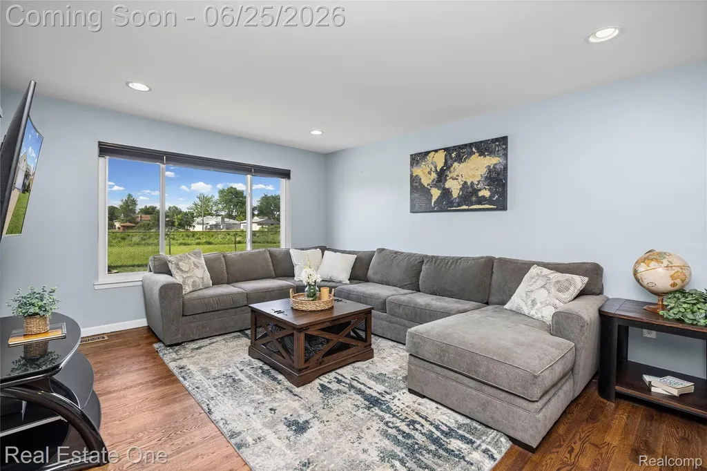 12235 Brougham Drive Sterling Heights City MI 48312