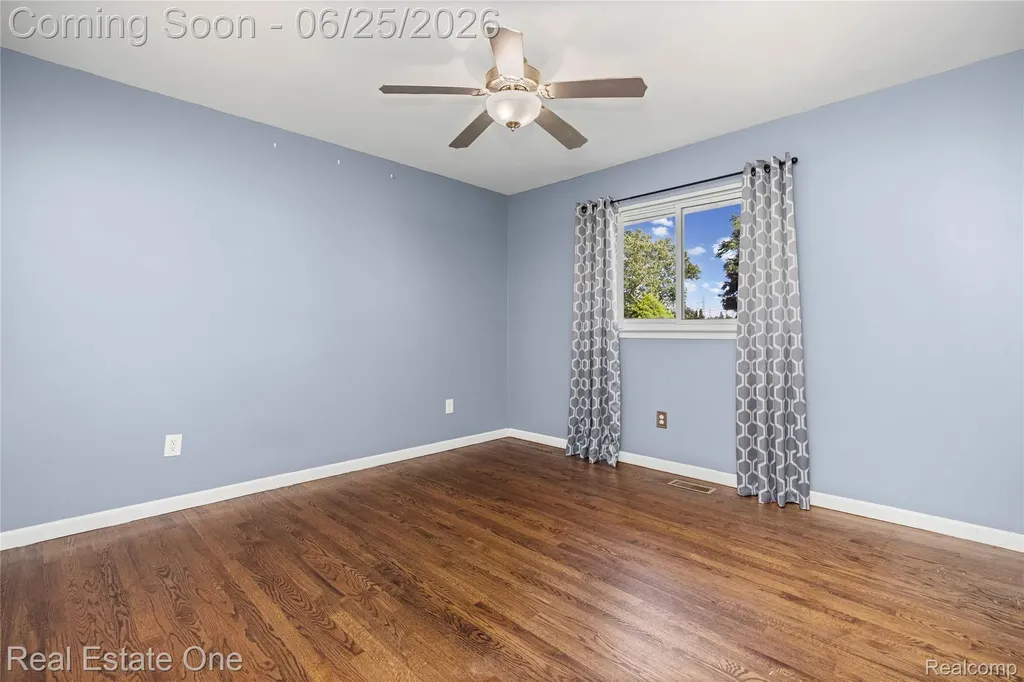 12235 Brougham Drive Sterling Heights City MI 48312
