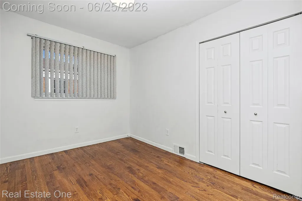 12235 Brougham Drive Sterling Heights City MI 48312