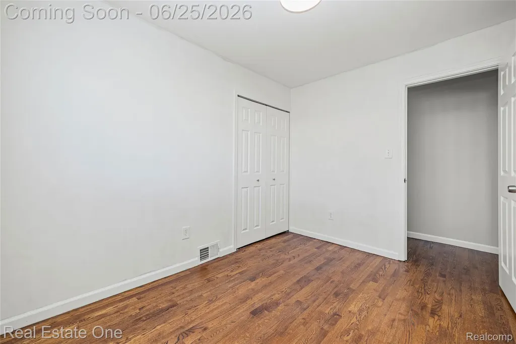 12235 Brougham Drive Sterling Heights City MI 48312