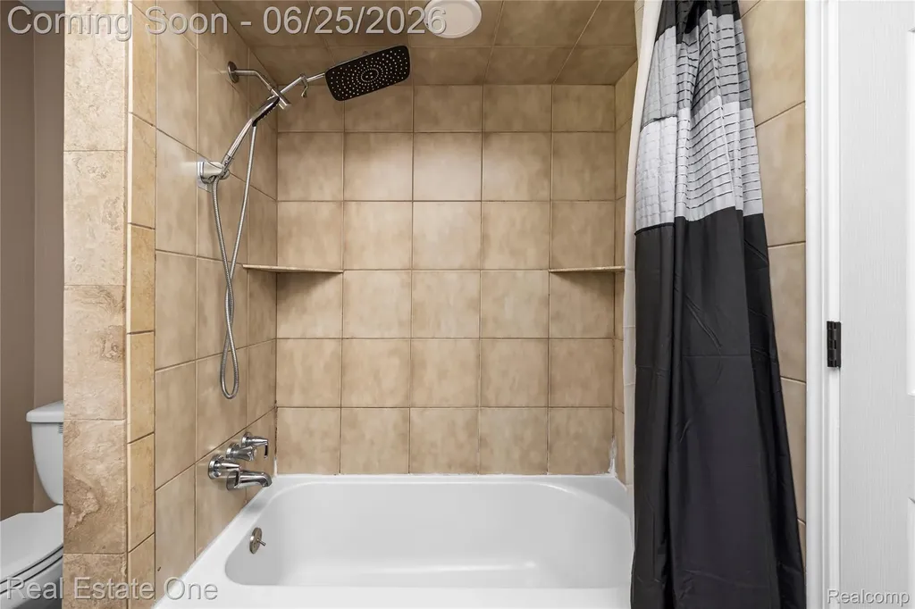 12235 Brougham Drive Sterling Heights City MI 48312