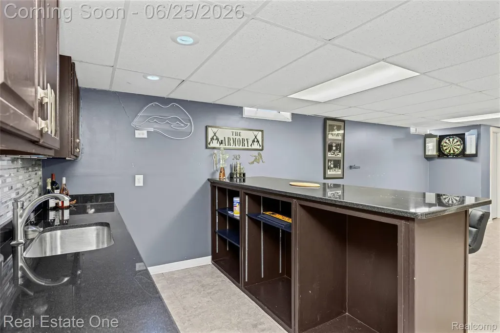 12235 Brougham Drive Sterling Heights City MI 48312