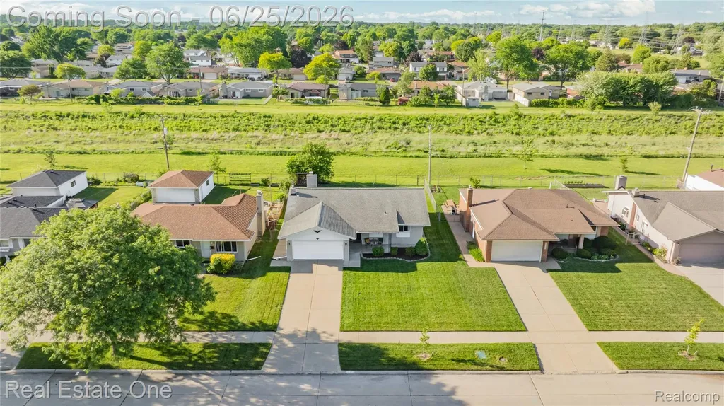 12235 Brougham Drive Sterling Heights City MI 48312