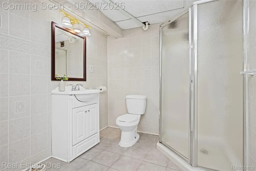 12235 Brougham Drive Sterling Heights City MI 48312