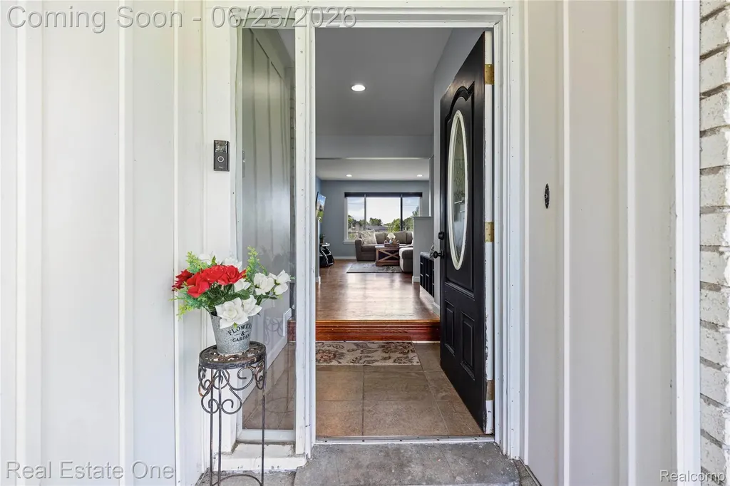 12235 Brougham Drive Sterling Heights City MI 48312