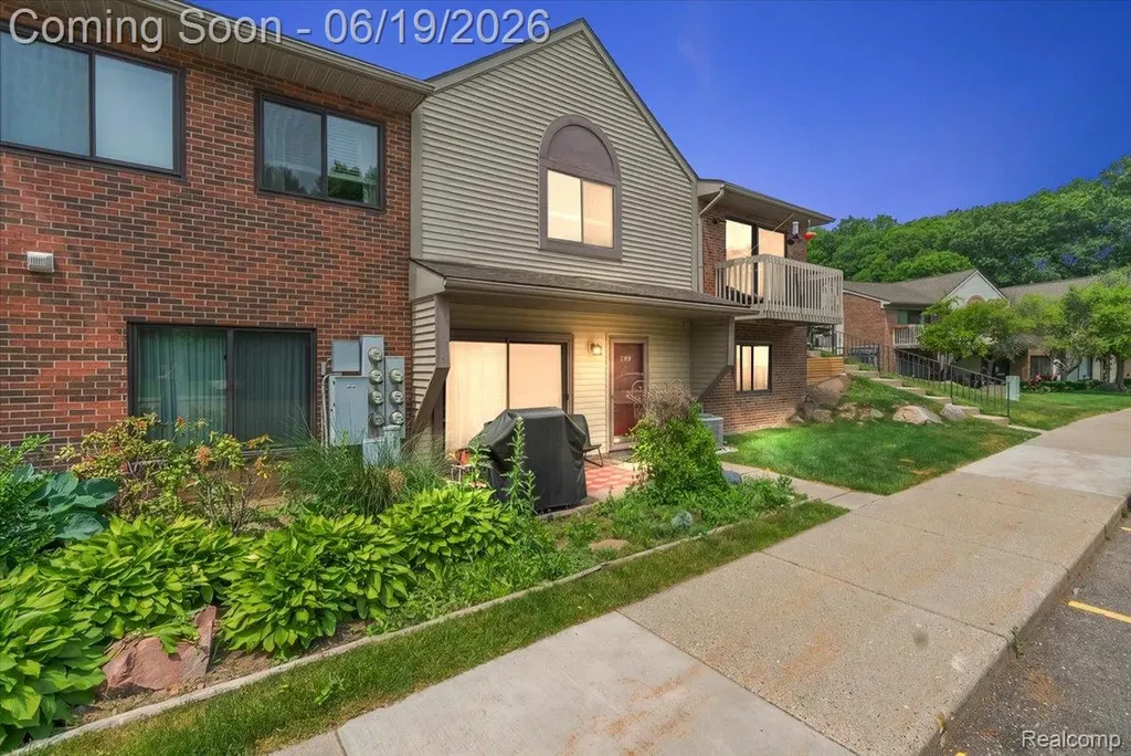399 Spring Brooke Drive Brighton City MI 48116