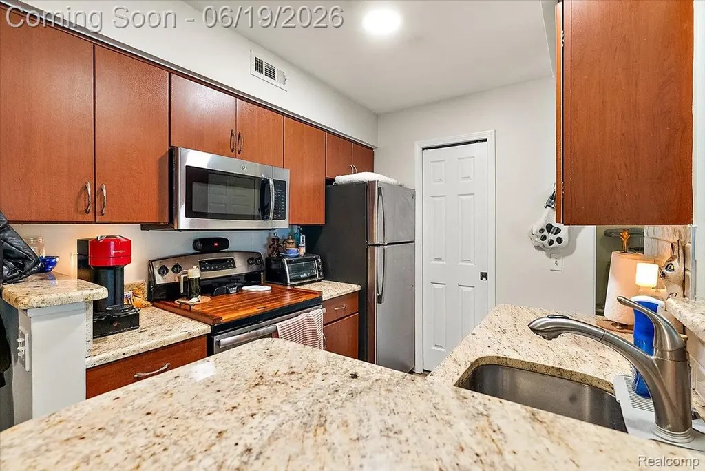 399 Spring Brooke Drive Brighton City MI 48116