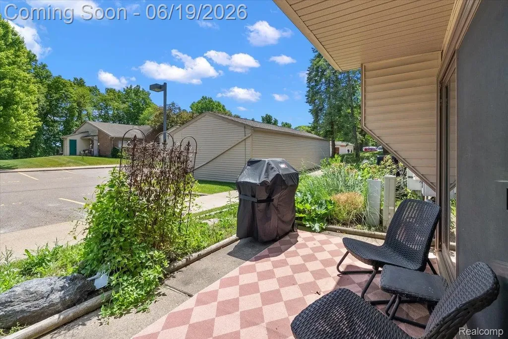 399 Spring Brooke Drive Brighton City MI 48116