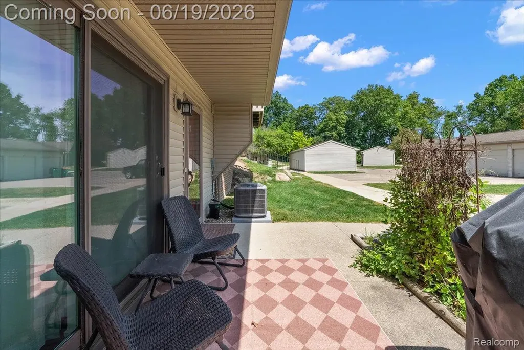 399 Spring Brooke Drive Brighton City MI 48116