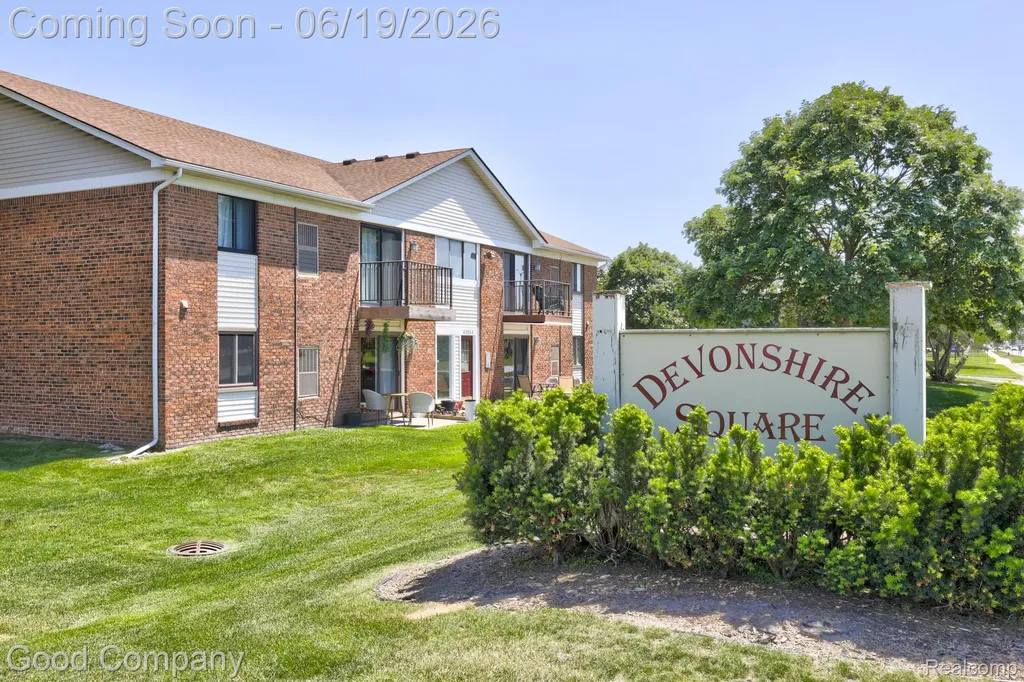 43244 Mound Road Sterling Heights City MI 48314