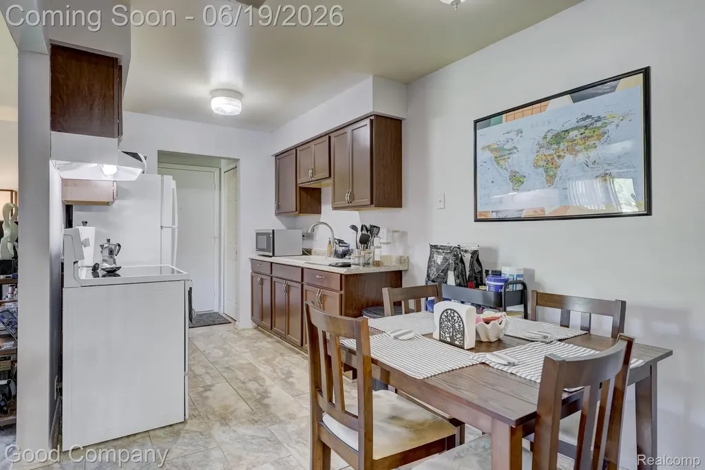 43244 Mound Road Sterling Heights City MI 48314
