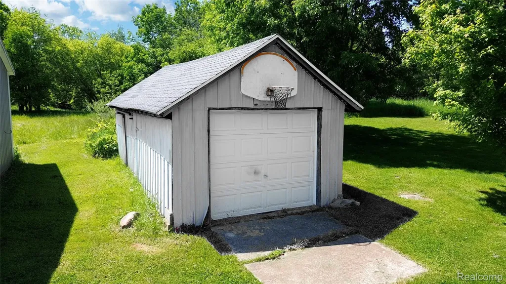 5252 Stimson Road Atlas Township MI 48423