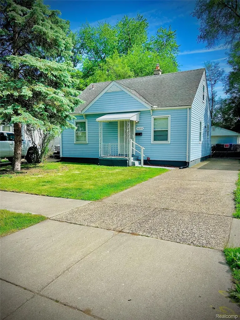 24095 Stanford Street Dearborn Heights City MI 48125